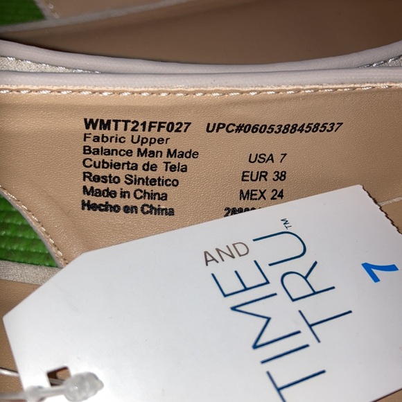 Time and Tru Women's Nude Sling back Flats Size 7 memory Foam fabric upper NEW - Picture 2 of 7